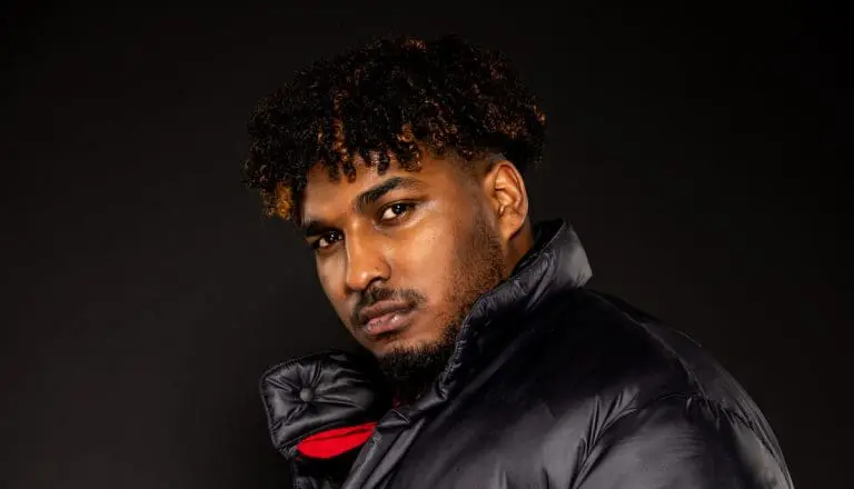 »Ich feiere R. Kelly und nicht Robert Kelly« // Reezy im Interview