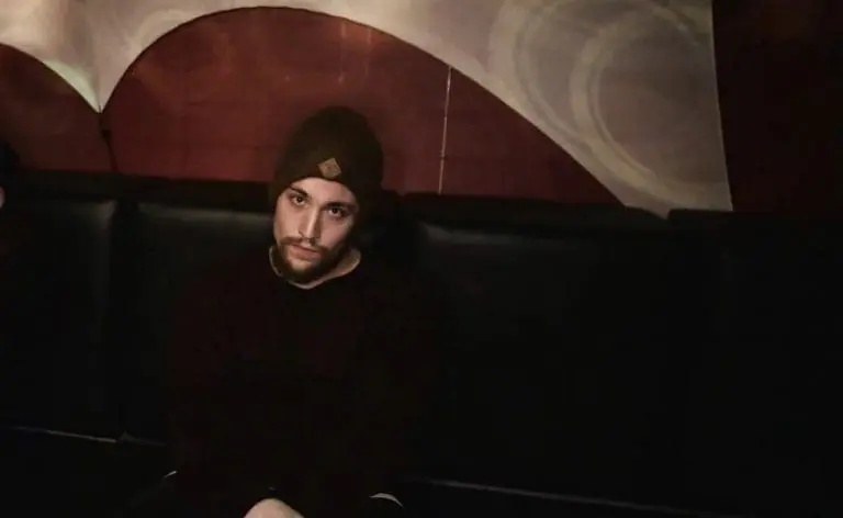 3Plusss – Schweigen