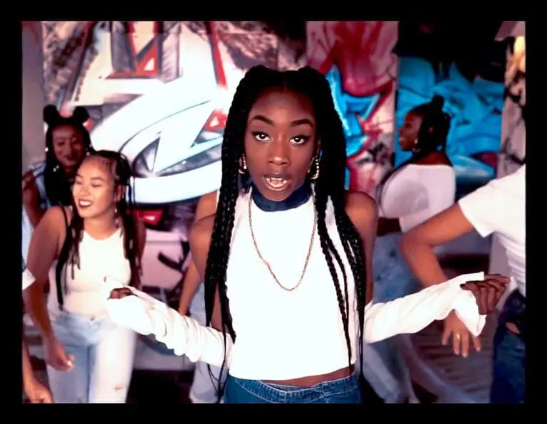 »Ich liebe geilen Sound«: Ace Tee über ihre Einflüsse // Feature