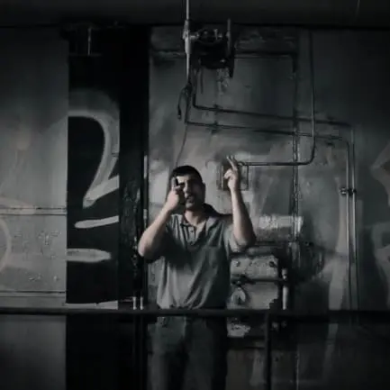 Azrael – Authentisch Ausländisch (Video)