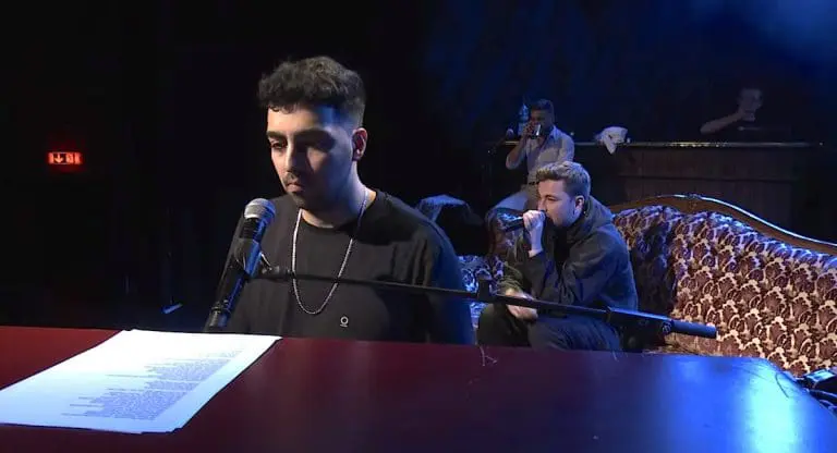 Marteria & BRKN – Skyline mit zwei Türmen (Akustik-Version) // Video