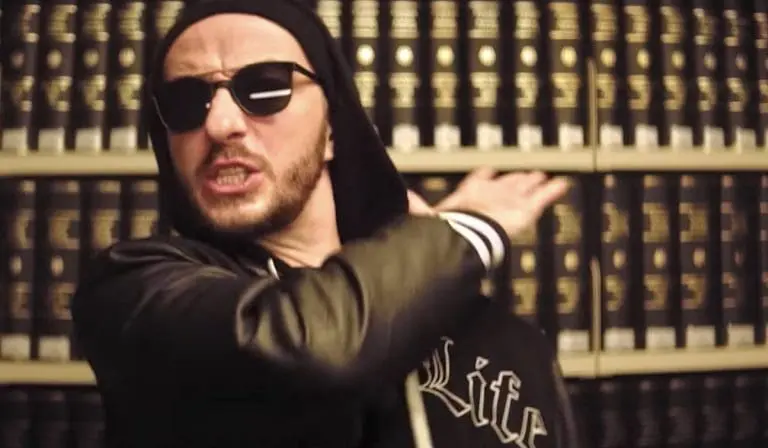 POL1Z1STENS0HN feat. Justice – Recht kommt (K.O. in KA) // Video