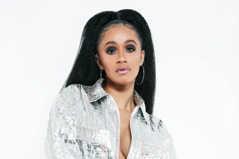 Cardi B: »Ich habe im Auto ständig zu den Songs im Radio gefreestylet« // Feature