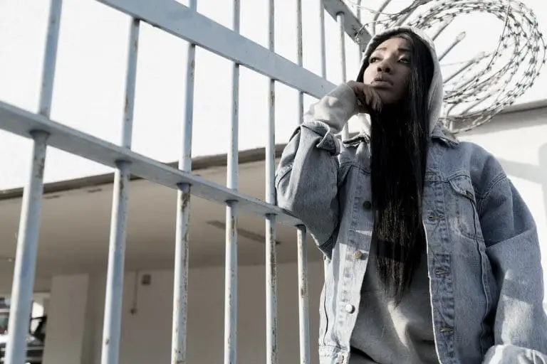 Eunique: »Ich geb dir jetzt richtig, du Penner!« // Feature