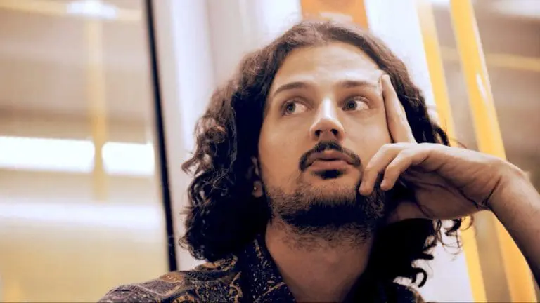 Genz – Sie wohnt im sechsten Stock // JUICE Premiere