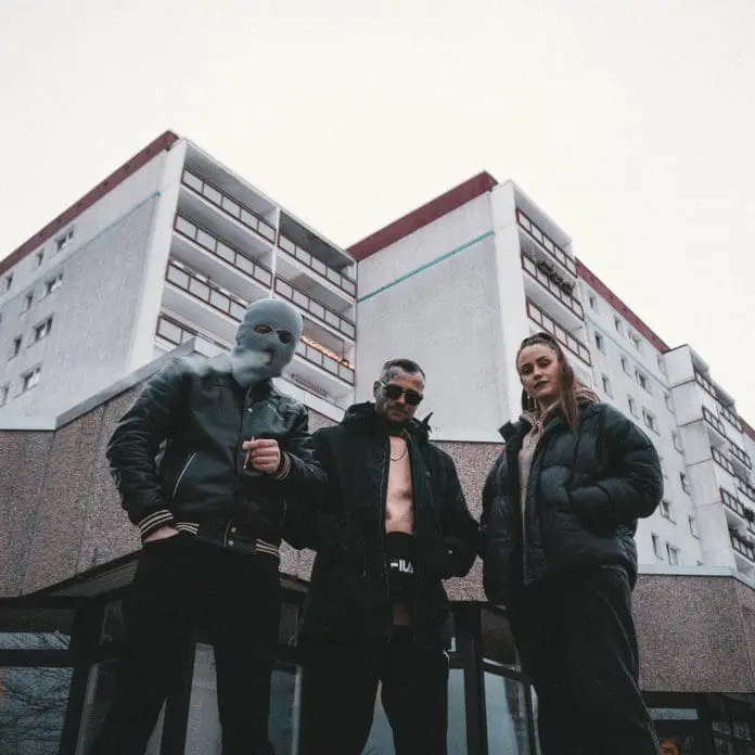 Grafik Premiere Kaulsdorf Rückhand Ricky, Kalasznikodem, Quasi