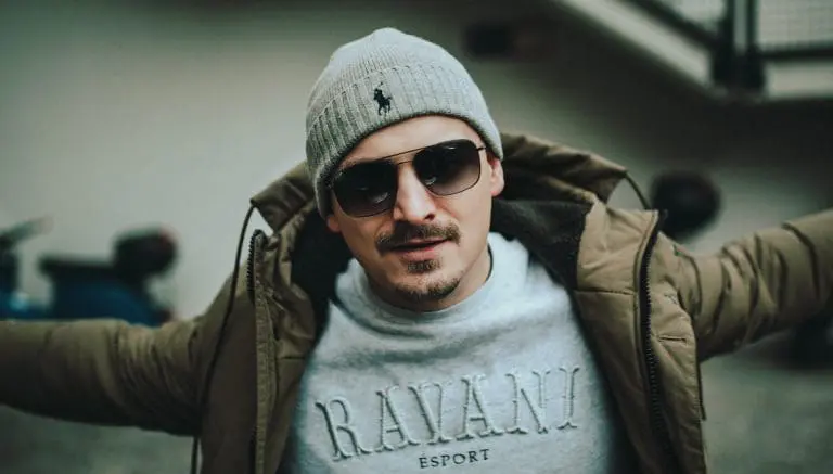 »Kein Schwanz interessiert sich mehr für Reime« // Herzog im Interview