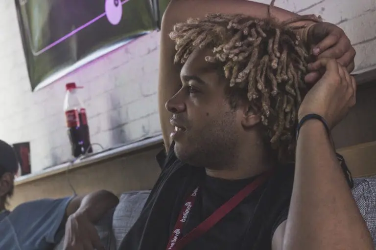 Ahzumjot, Crack Ignaz, Juicy Gay, Dexter & Genz – I bims das // Video