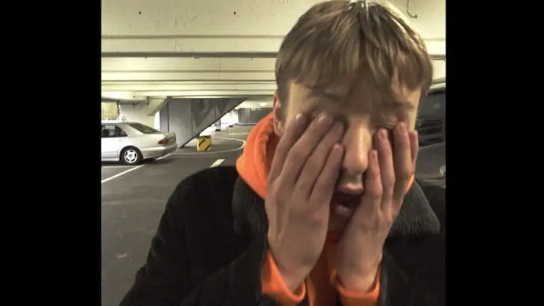 JACE – Zahnfleisch (prod. by Skool Boy, Maru und AYFA) // JUICE Premiere