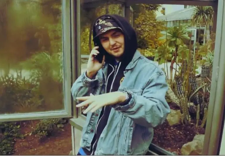 Kuchenmann & Robanzee – Honululu // EP-Stream