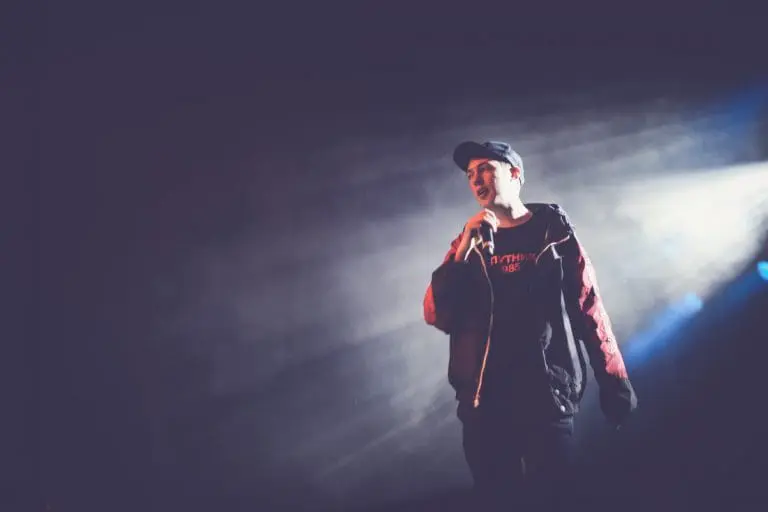 »Lichtgang Tour 3017«: LGoony auf Konzertreise durch Intergalactica // Live