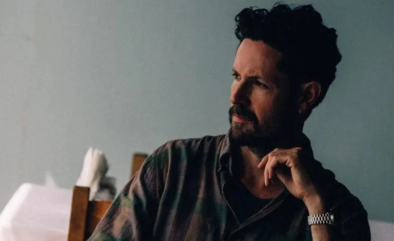 »Coolness verbieten, Sachen linear erzählen – das war die Aufgabe« // Max Herre im Interview