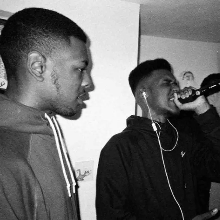 Novelist & Faultsz – Linking Gash