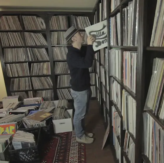 Stones Throw – Our Vinyl Weighs A Ton [Doku]