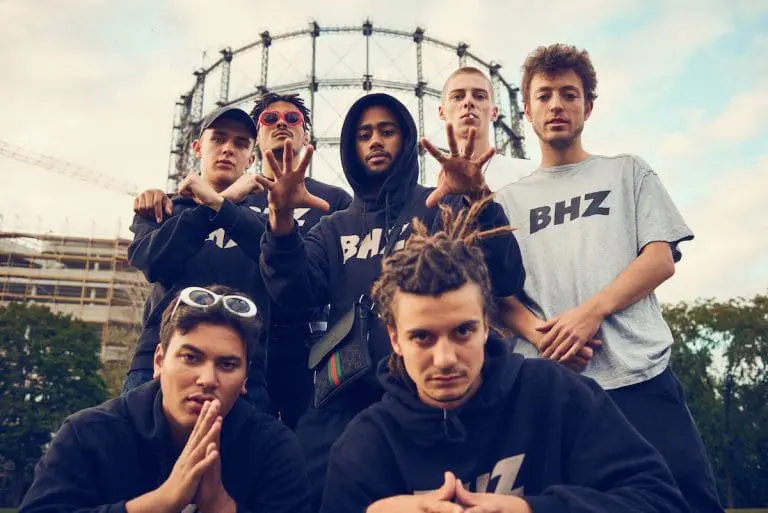 Die Schöneberger Crew BHZ droppt ihr Debütalbum »2826« // Stream