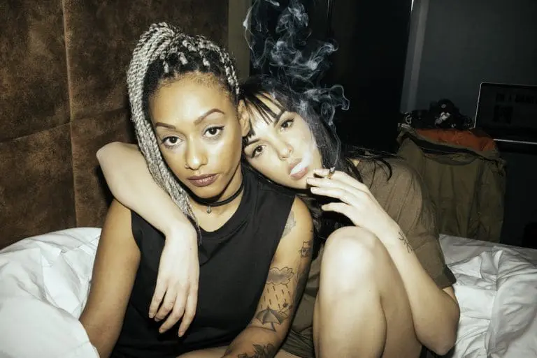 SXTN: »Mit einem Schwanz zwischen den Beinen würde ich genau dieselbe Musik machen.« // Interview