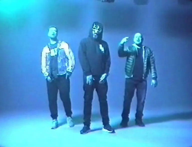 Savas & Sido feat. Marteria – Normale Leute // Video