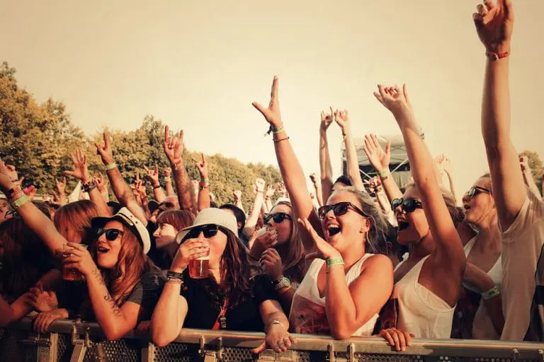 JUICE-Festivaltrends x FASHION ID