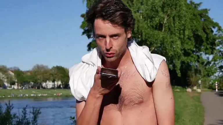 Tightill – Handy Song (prod. AsadJohn & Qnoe) // Video