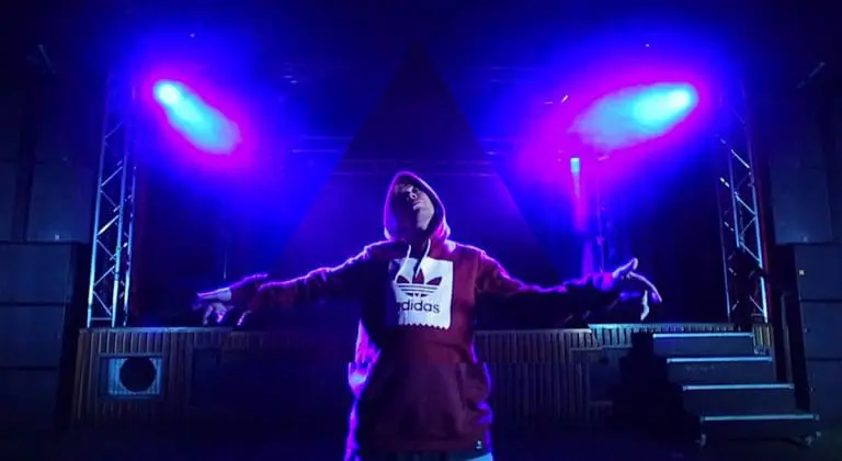 Trettmann – Raver // JUICE Premiere