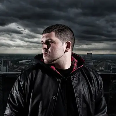 Vega feat. RAF Camora & MoTrip – Von einem anderen Stern (Video)