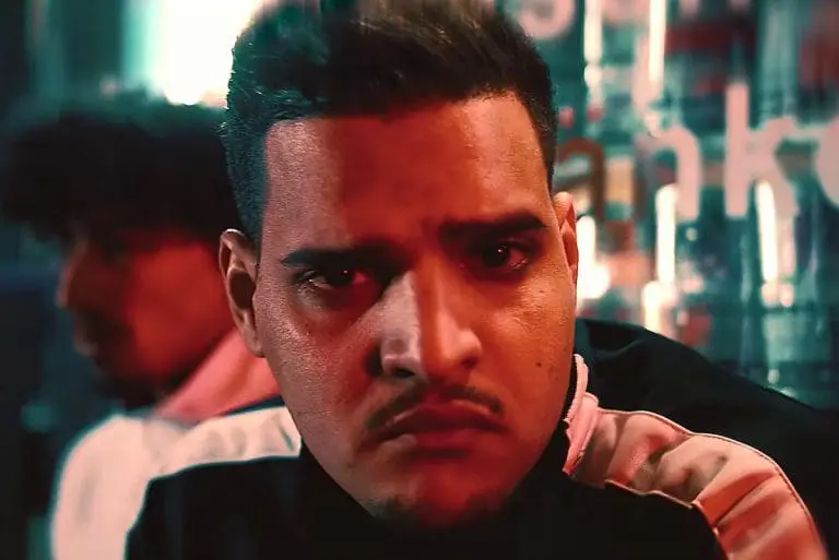 YONII – Mama // Video