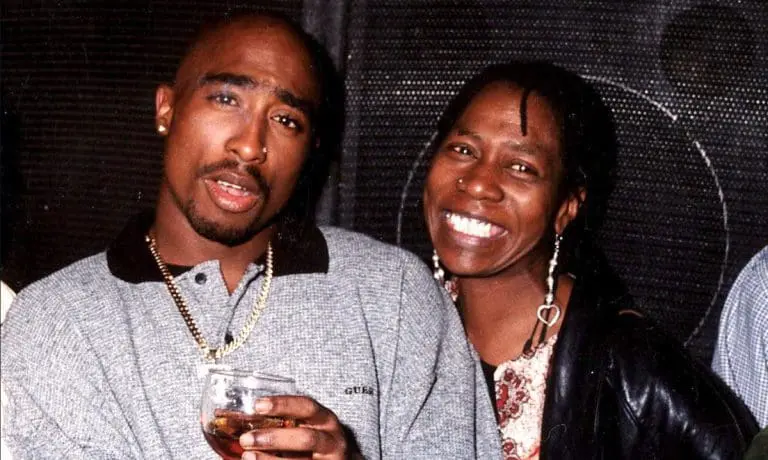 Afeni Shakur: »Tupac wusste, dass er jung stirbt« // Interview (1998)