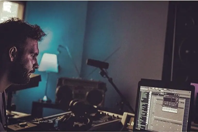 »Dass die Amis unsere Sachen gefühlt haben, sagt mir nur, dass wir was richtig machen« // AT Beatz im Interview