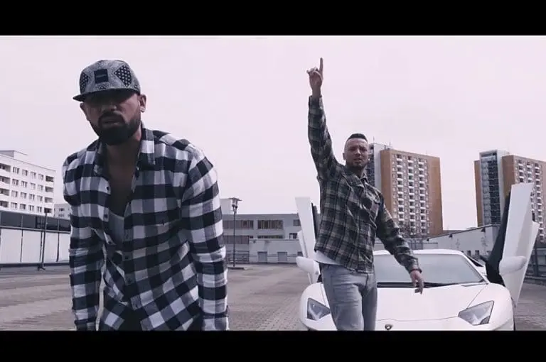 Azet feat. Zuna – Für die Familie // Video