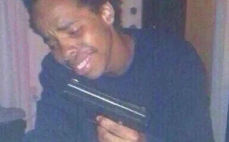 Earl Sweatshirt – Mirror