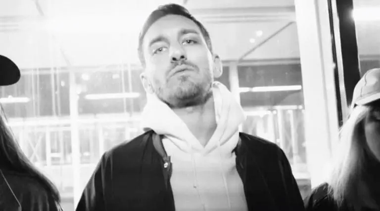 Gerard – Voneinander weg // Video