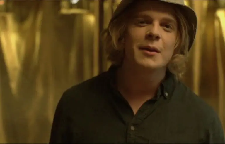 Goldroger – Perwoll (prod. Dienst&Schulter) // Video