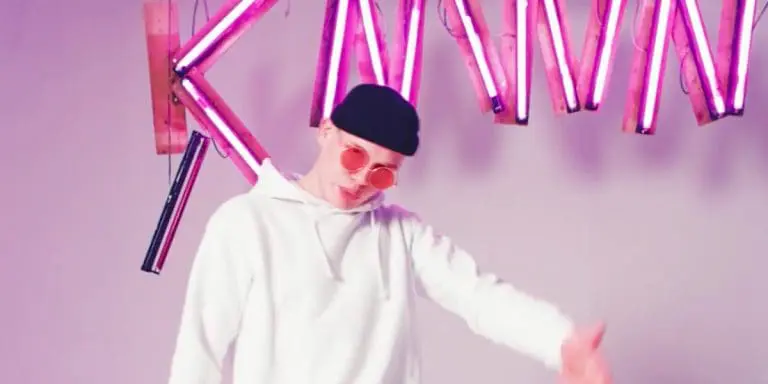 John Known – Felsenfest (Super-Saiyajin) // Video