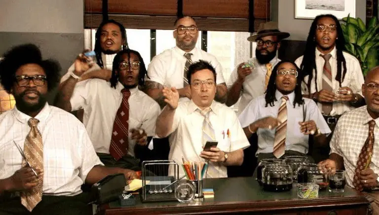 Migos, The Roots & Jimmy Fallon spielen »Bad & Boujee« mit Büroartikeln // Video