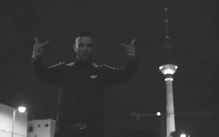 Mosh 36 – Jeder weiss