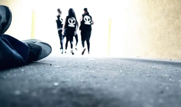 Ruffiction feat. Tamas – Lass ihn brennen // Video