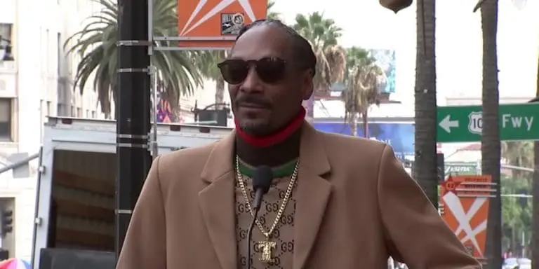 Snoop Dogg: Kollaboration mit 187 Strassenbande + Stern auf Walk Of Fame // News