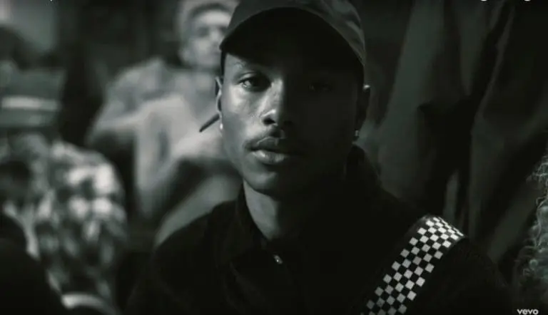 Steve Lacy (of The Internet) – Dark Red // Track