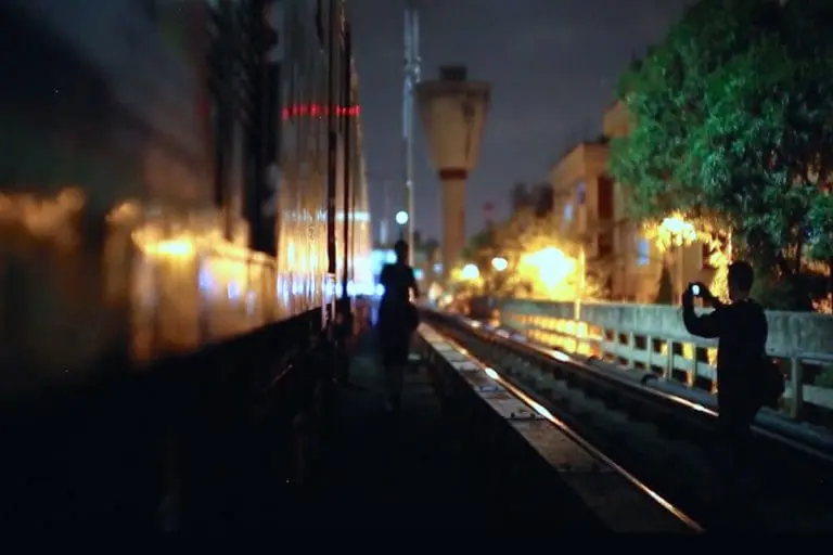 Utah & Ether besprühen den asiatischen Nahverkehr // Video