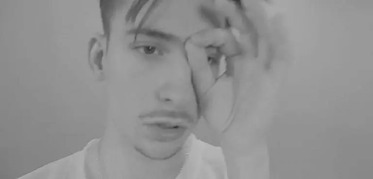 Yung Hurn – Sie schauen (prod. Emphasis) // Video