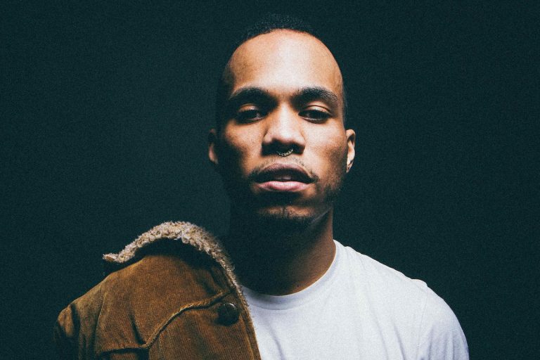 Anderson .Paak feat. The Game & Sonyae Elise – Room In Here