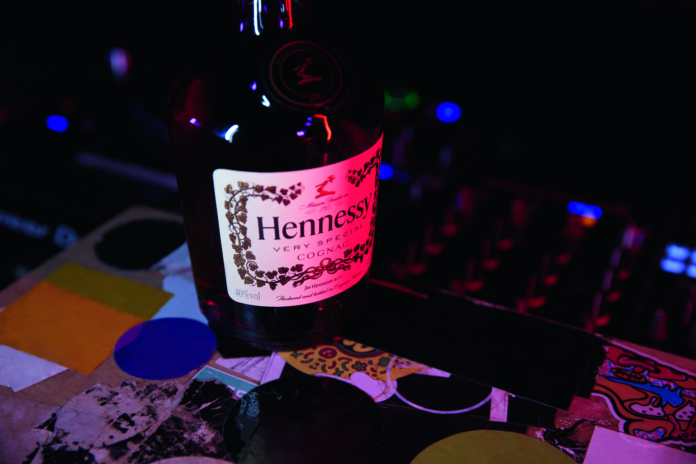Hennessy Lifestyle Bottle_high.width-1920x-prop