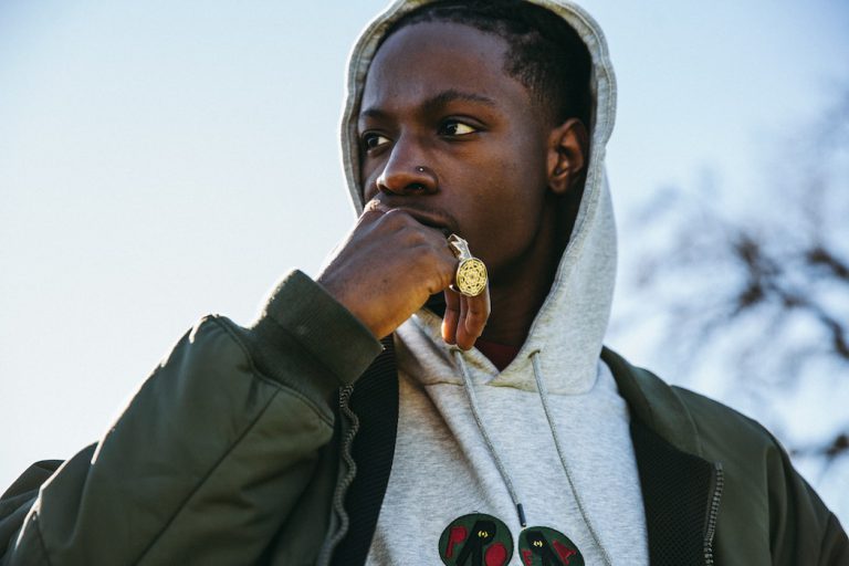 Joey Bada$$ feat. Dessy Hinds – King to a God // Track