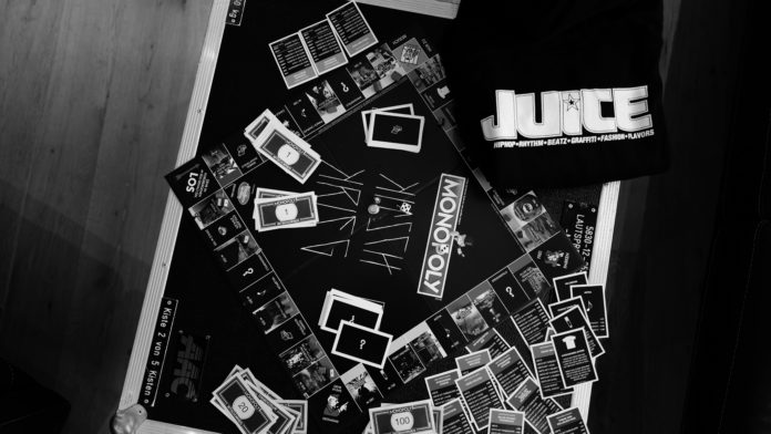 KITSCHKRIEG-MONOPOLY-JUICE-@www.KitschKrieg.de-2021-L1010455