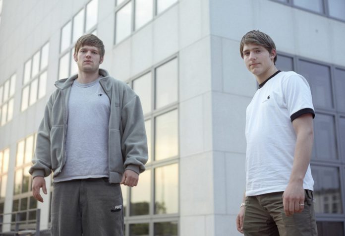 Luke_&_Swift_2_by_Mika_Vaisanen