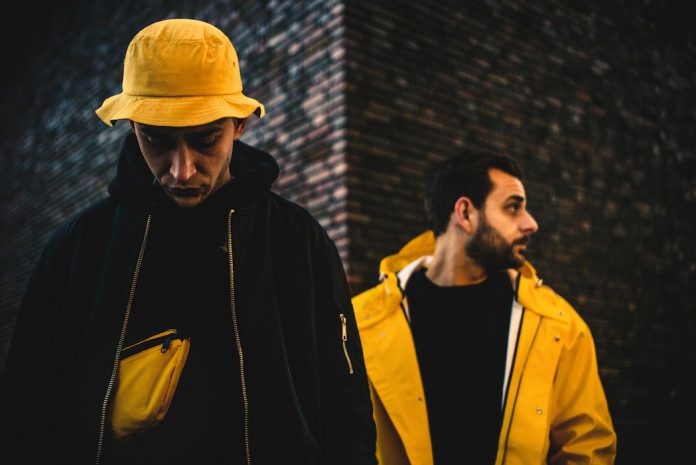 Maedness-Doell-L1000910 Mädness & Döll by Robert Winter