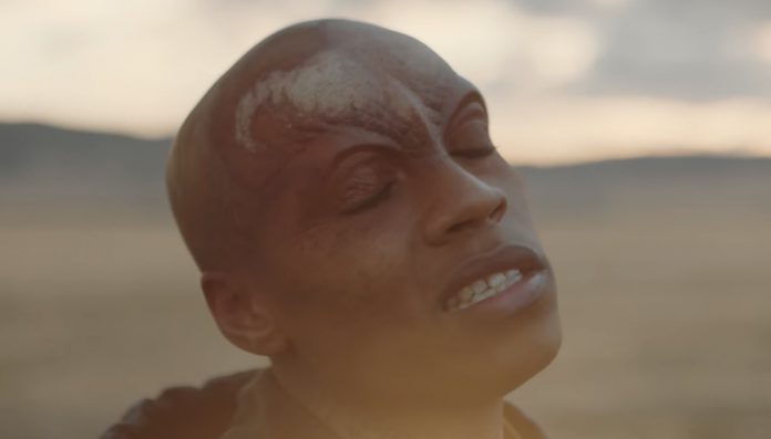 Rejjie Snow Egyptian Luvr