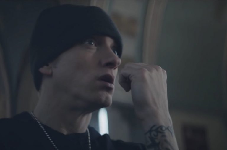 Skylar Grey feat. Eminem – Kill For You // Track