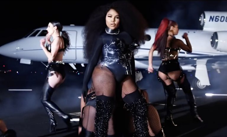 Queen B*tch – Lil Kim meldet sich nach 14 Jahren zurück // Video